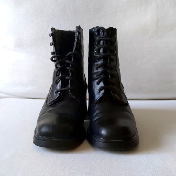 Feetfirst. Leather Heeled Boots. Black. Size 37 EU - Picture 3 of 15